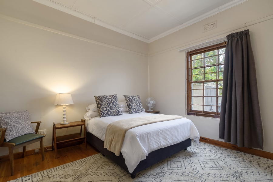 2 Bedroom Property for Sale in Claremont Western Cape